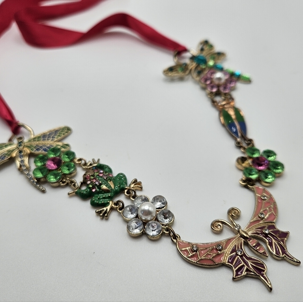VINTAGE Ornate Rhinestone Dragonfly Cicada Butterfly Ribbon Statement Necklace - Picture 7 of 9